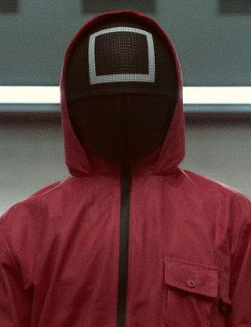 Chat with Tom the squid guard on Spicychat
