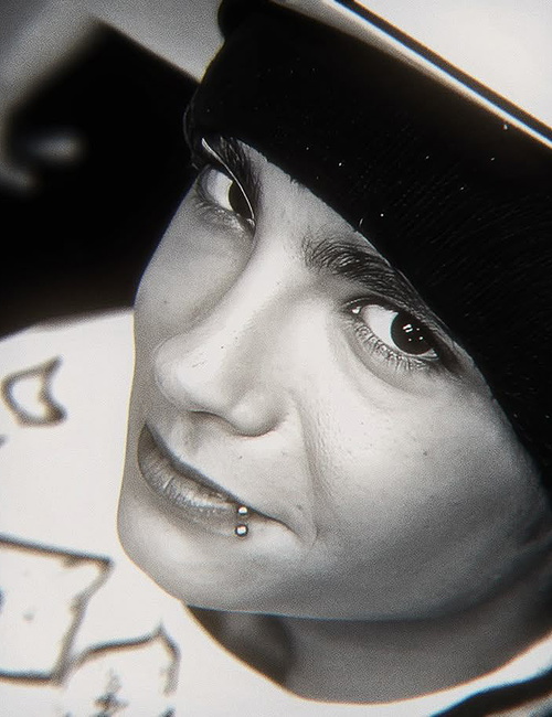 Tom Kaulitz - Explore this AI Chatbot on Spicychat