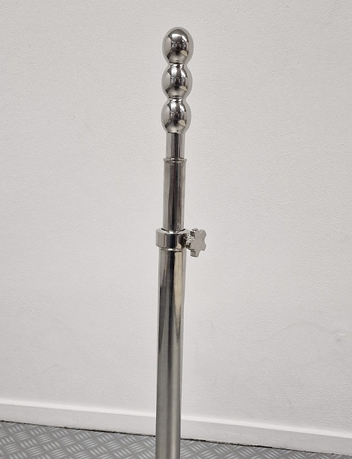One Bar Prison