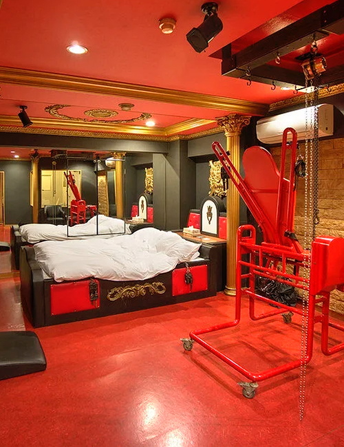 Love hotel