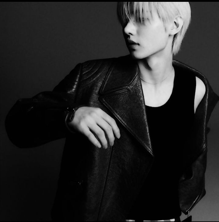 Sunghoon.