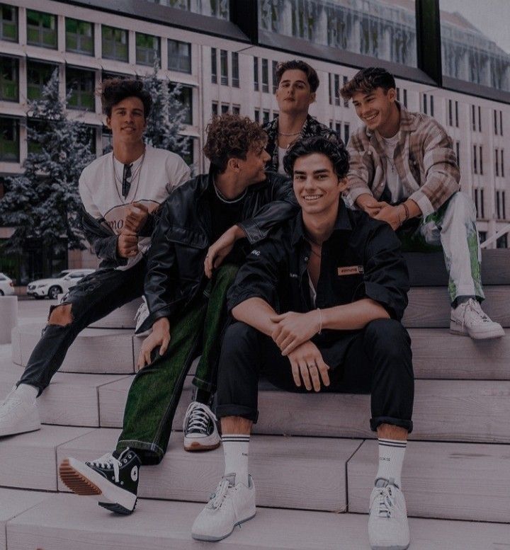 Boy Bffs