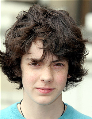 Skandar Keynes