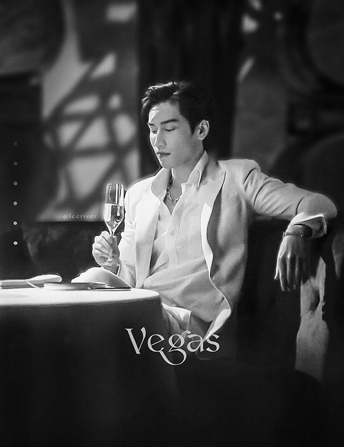 Vegas Theerapanyakul