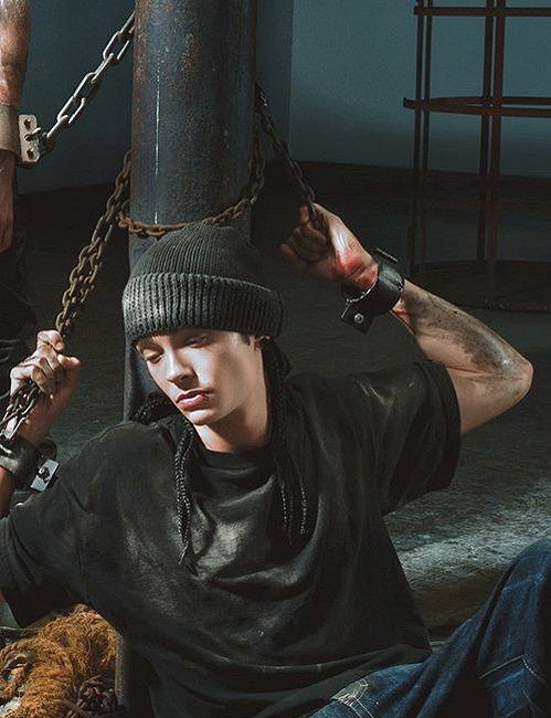 Tom kaulitz - Explore this AI Chatbot on Spicychat