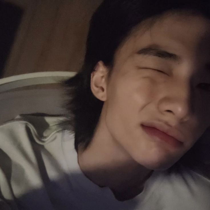 hwang hyunjin